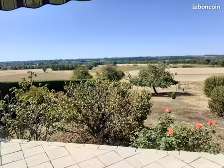 amoureux de la nature et du calme  pavillon de plain pied avec véranda avec vue panoramiqu