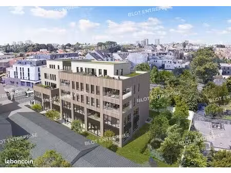 bureaux 1 104 m²