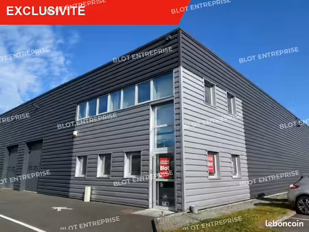 local d'activité 330 m²