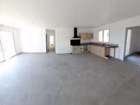 location maison t4 de 92m2 becon les granits