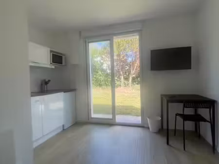studio meublé