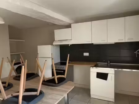 maison en location à montreuil sur maine - 4 pièces - 52m2 habitables
