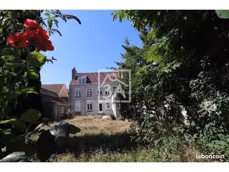 maison 12 pièces 405 m²