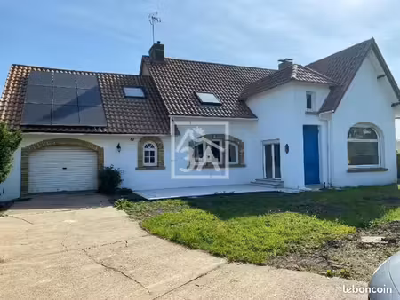 pavillon 9 pièces 143 m²