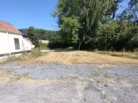 terrain à batir 295 m²