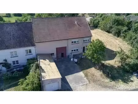 maison 7 pièces 202 m²