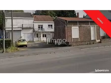 immeuble 12 pièces 215 m²