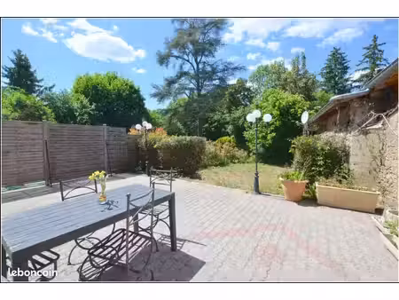f2 60m2+jardin+terrasse+garage