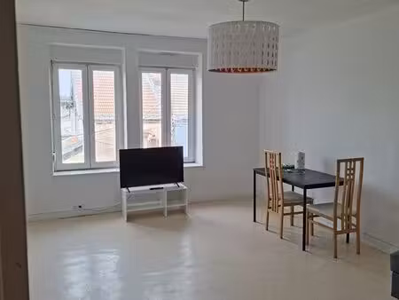 t2 meublé 50m² – proche luxembourg – disponible le 15 août