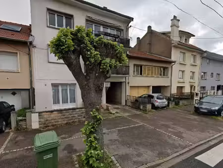 garage/box essey les nancy