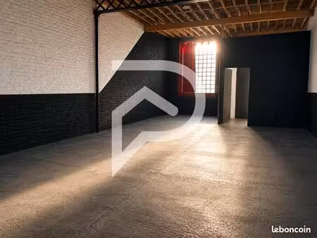 immeuble 3 pièces 180 m²