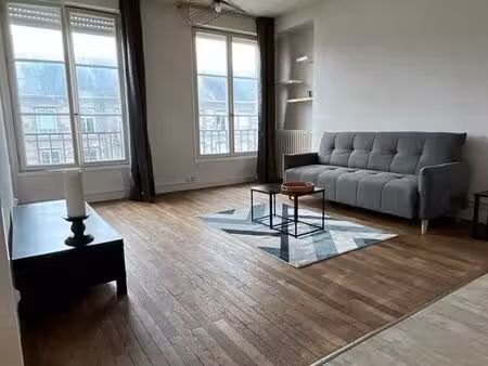 location appartement meublé t2 hypercentre laval