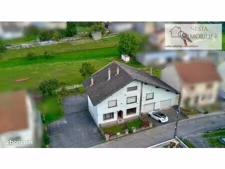 maison 9 pièces 202 m²