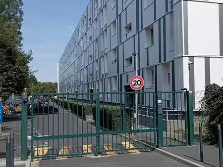appartement t3/t4 - 75 m² habitables avec cave & parking
