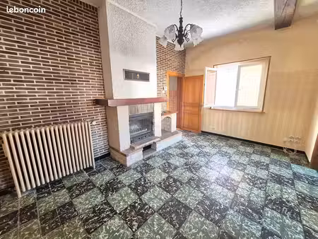 maison 7 pièces 90 m²