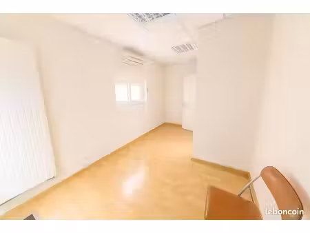immeuble 6 pièces 85 m²