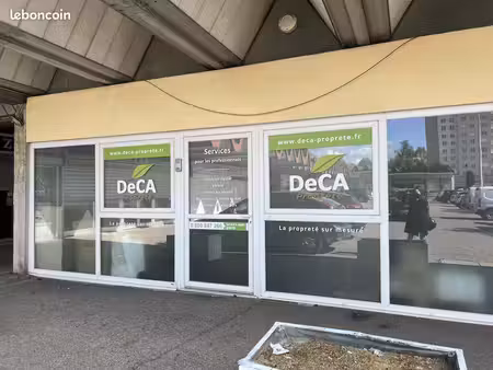 local commercial 86 m²