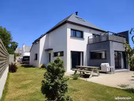 maison contemporaine 2km des plages et du bourg