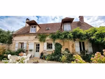 maison 8 pièces 212 m²