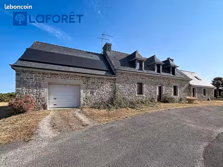longère 6 pièces 140 m²