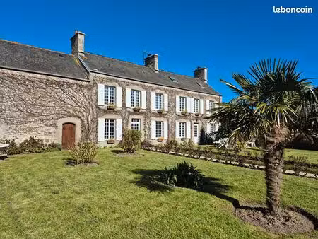 maison 8 pièces 182 m²