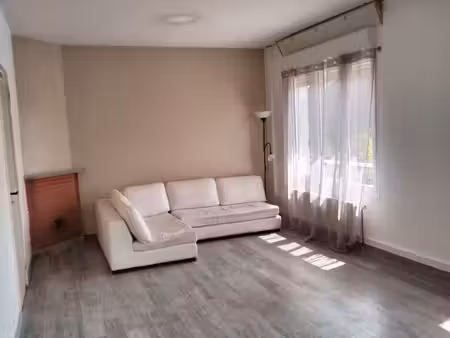 maison 6 pièces 85 m²
