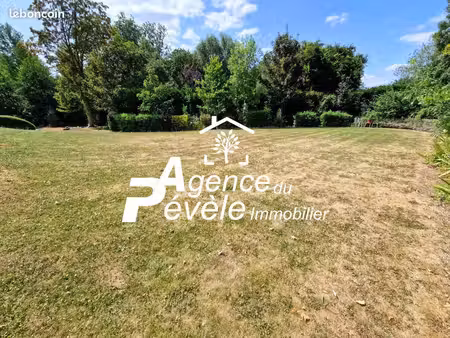 terrain 600 m² merignies