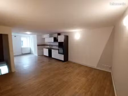 ?location appartement t4 de 69m² centre issoire secteur sévigné