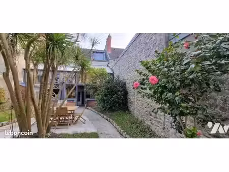 maison 6 pièces 106 m²