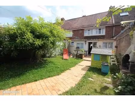 maison 4 pièces 90 m²