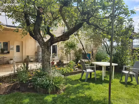 maison avec appartement d'amis