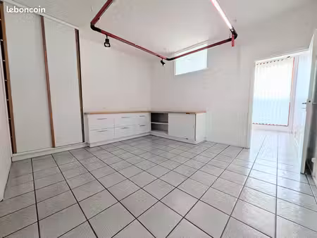 local commercial 37 m² cournon d auvergne