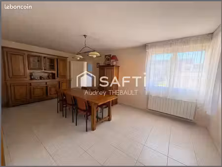 maison 5 pièces 93 m²