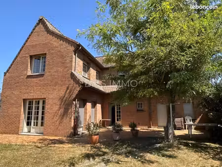 villa 6 pièces 166 m²