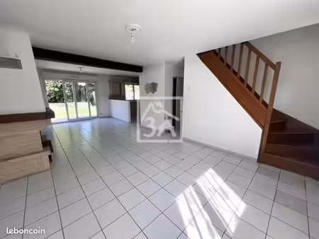 maison 8 pièces 100 m²