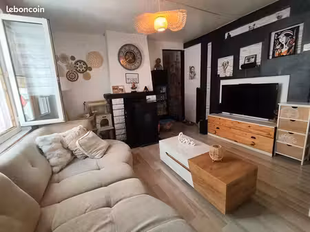 maison 4 pièces 80 m²