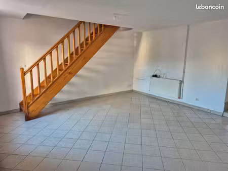loue maison de ville