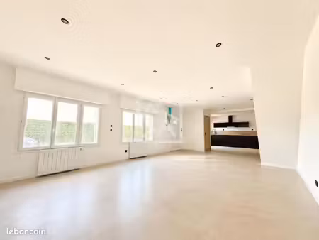 pavillon 5 pièces 110 m²