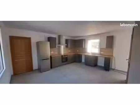 maison neuve avec jardin sur peuplingues