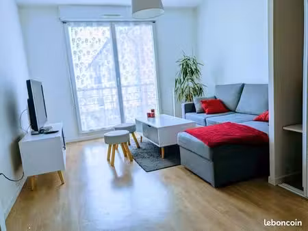appartement chauffage  parking et eau compris