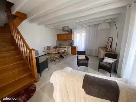 maison rurale villeneuve-lembron