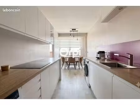appartement 3 pièces 80 m²