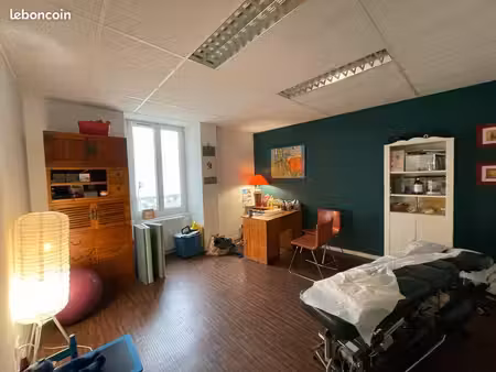 bureaux 112 m²