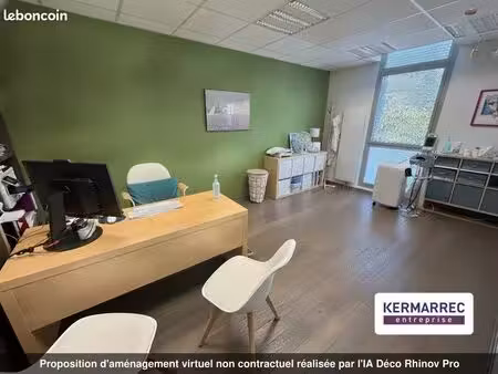 bureaux 43 m² vannes