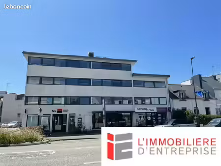 bureaux 56 m²