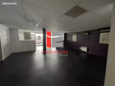 local commercial 180 m²