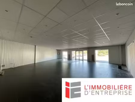 local commercial 195 m²