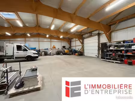 local d'activité 440 m²