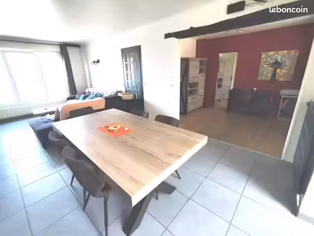 maison 5 pièces 106 m²