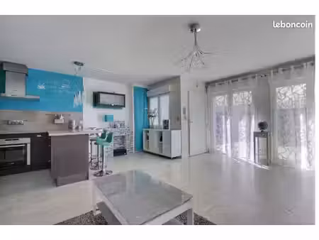 t3 de 68 m² avec terrasse de 24 m² et double garage – beaumont